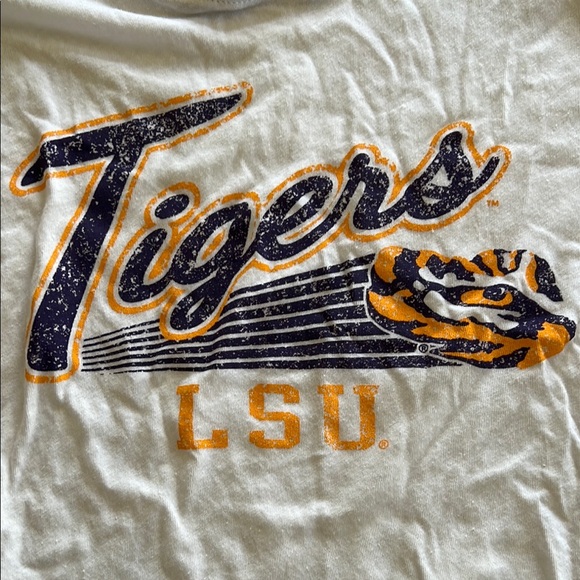 LSU Tigers women’s White and Purple T-Shirt - Picture 3 of 9